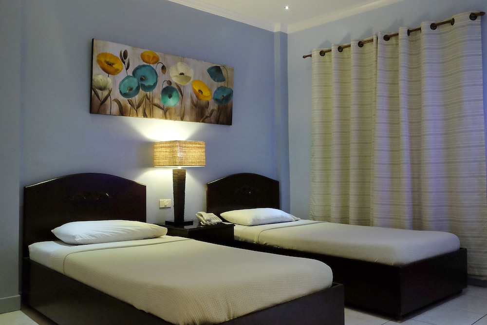Standard Room, 2 Twin Beds photo 2