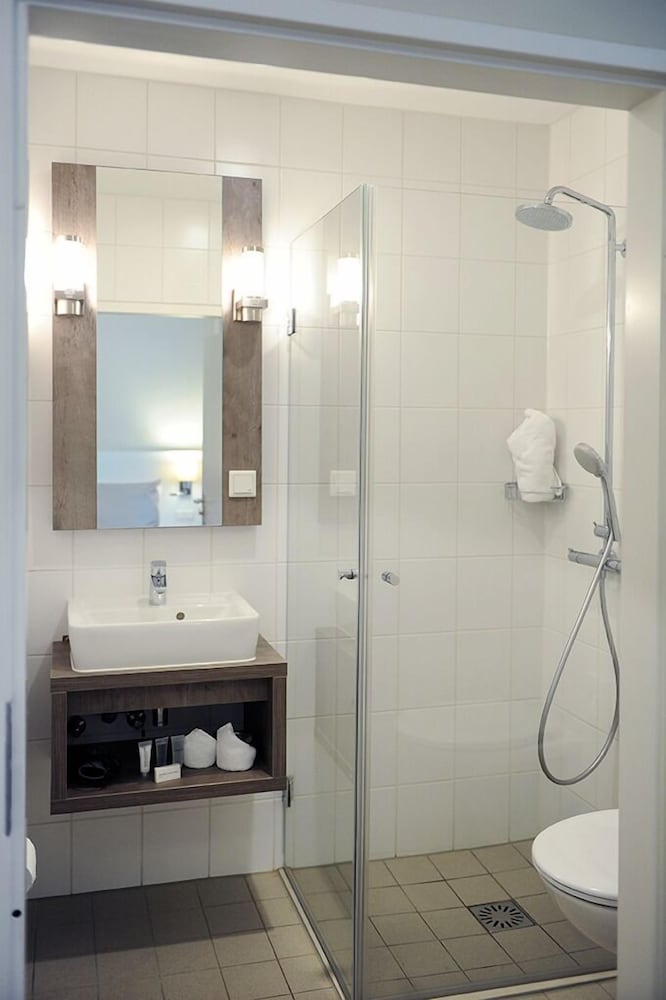 Deluxe Triple Room - Photo 6