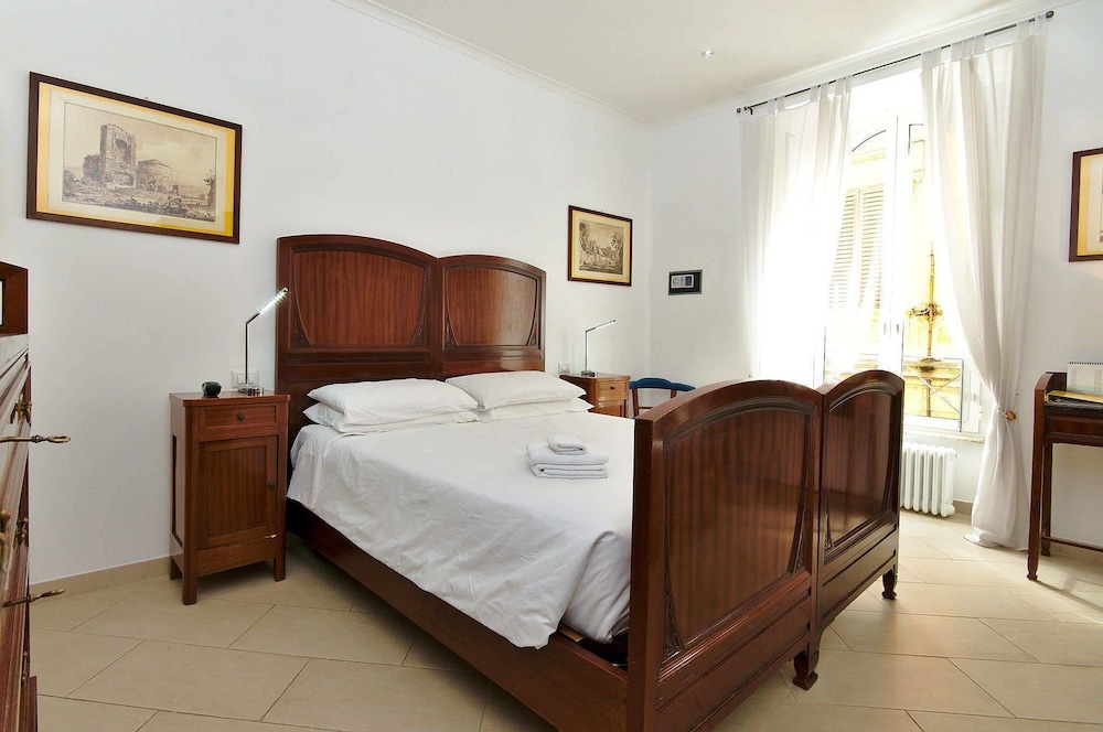 Double or Twin Room photo 3