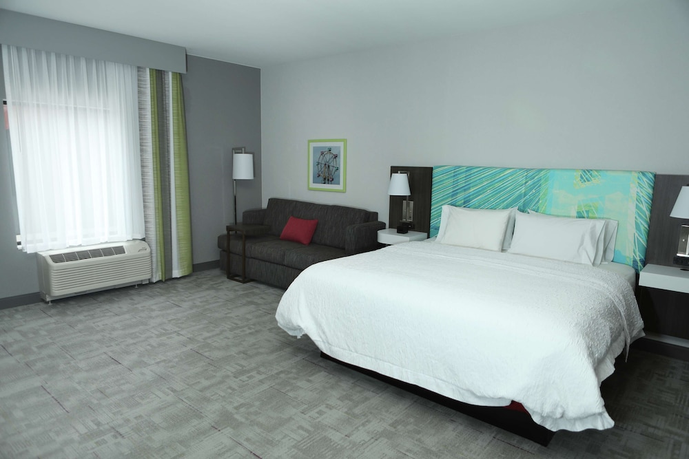 Room, 1 King Bed, Accessible (Hearing)