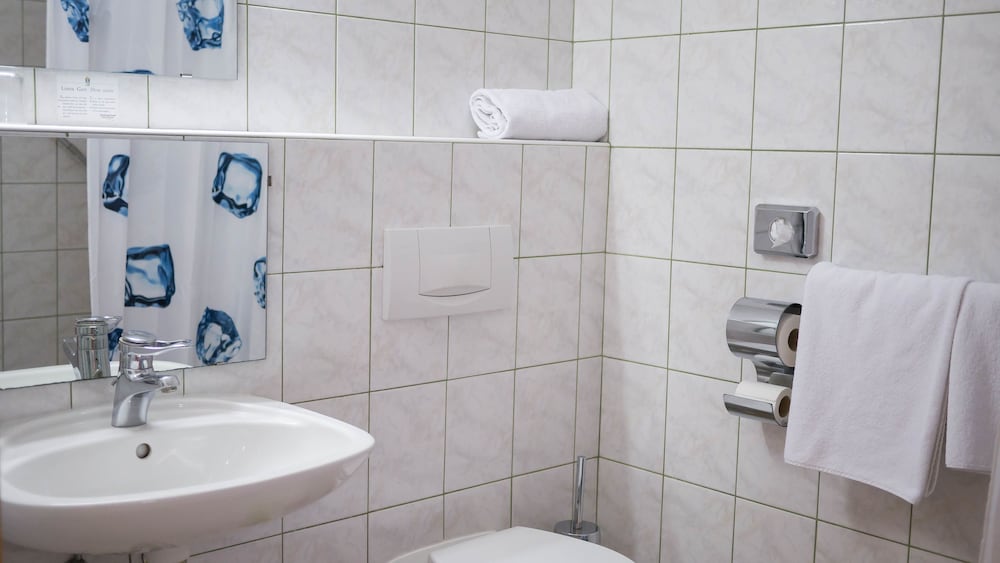 Classic Triple Room photo 3