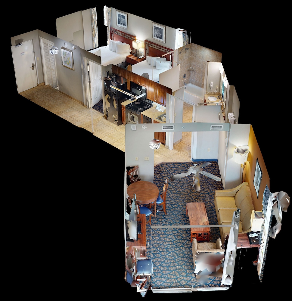 Suite, 2 Queen Beds, Oceanfront (Angle) - Photo 3