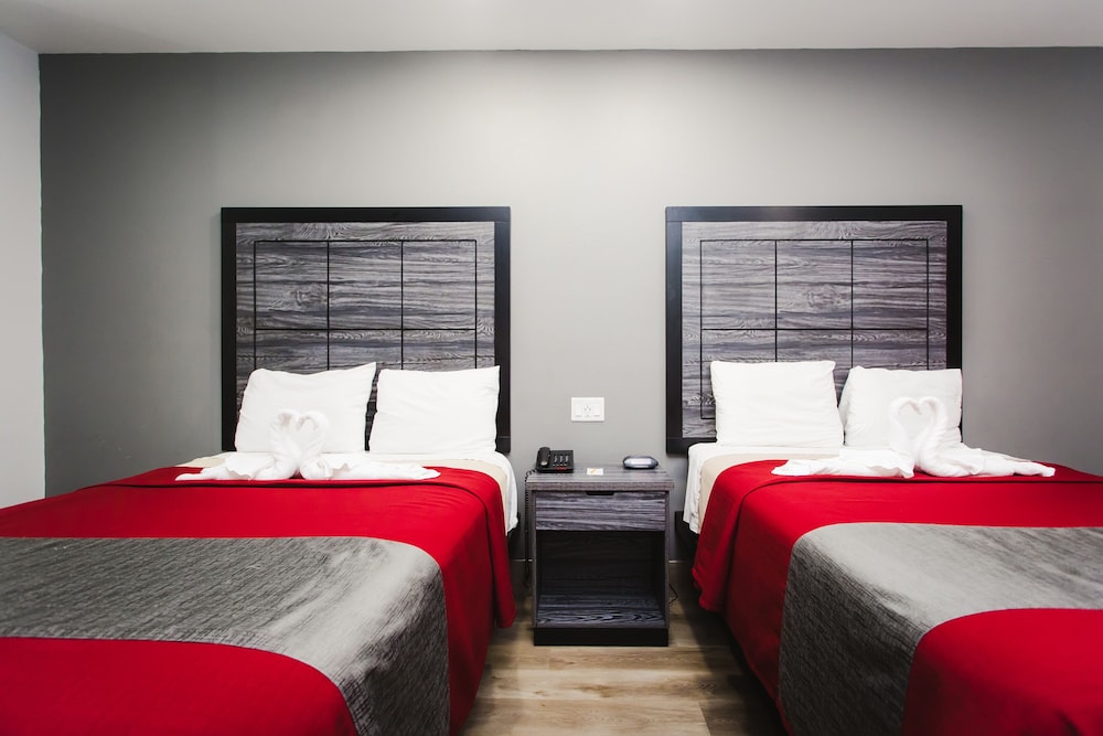 Standard Double Room - Photo 8