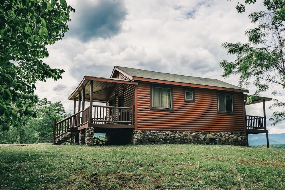Traditional Cabin, 1 King Bed, Non Smoking, Mountain View (23)