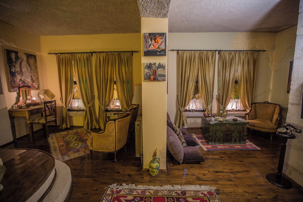 Standard Room - Photo 8