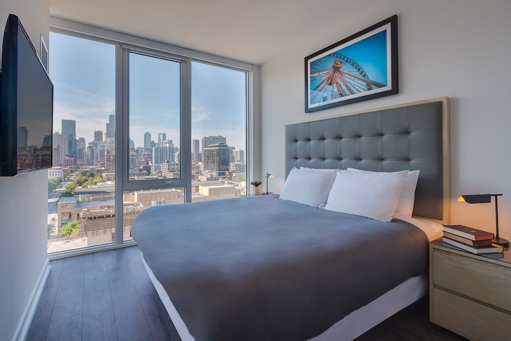 Deluxe Room, Multiple Beds, City View - Photo 2