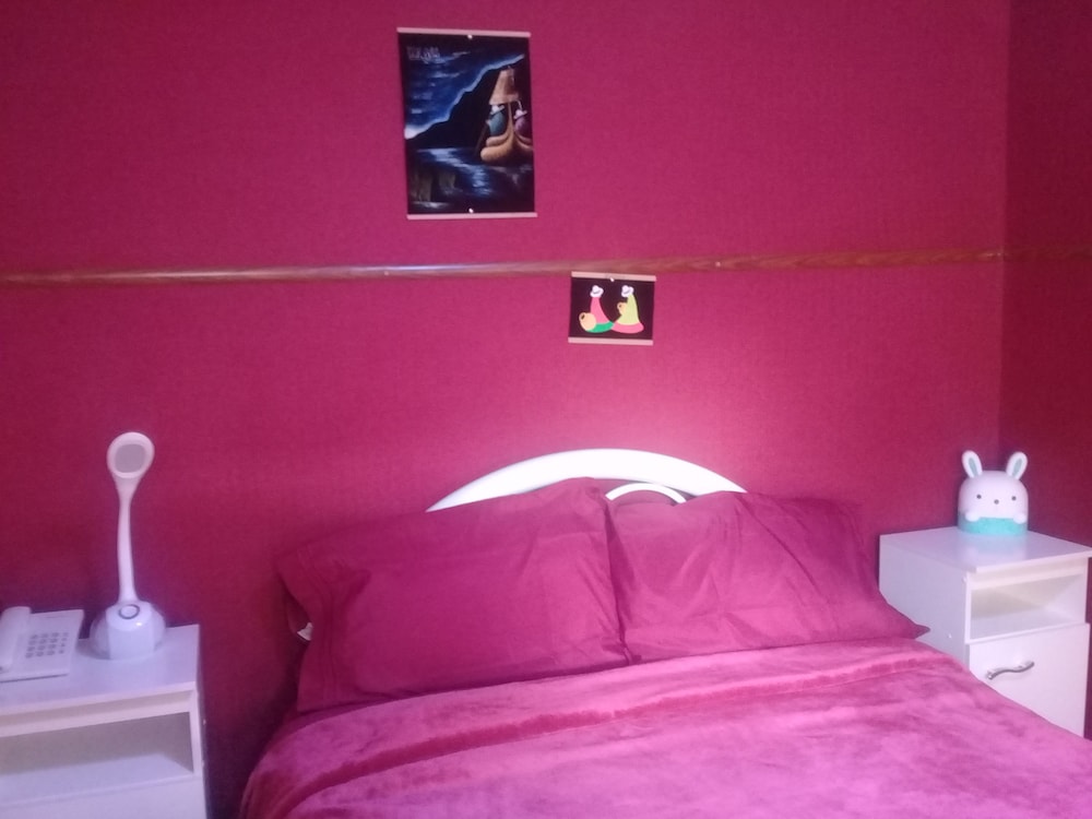 Deluxe Room, 1 King Bed photo 1