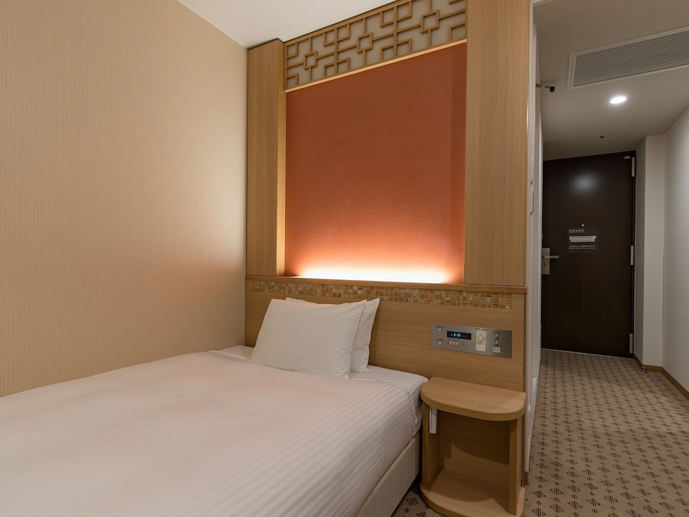 Standard Single Room, Non Smoking - Photo 1
