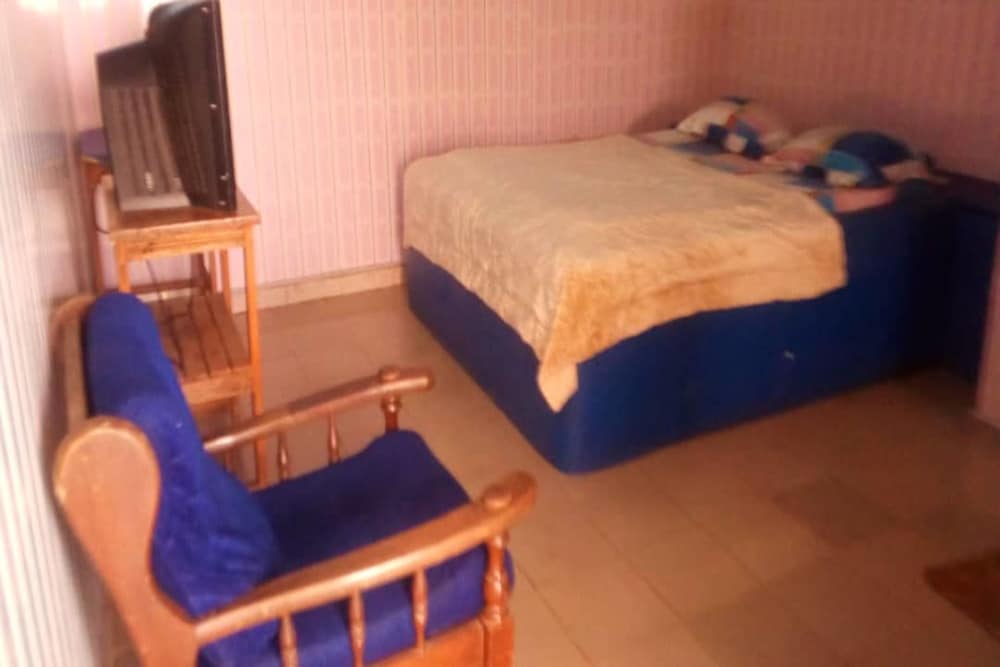 Single Room photo 1