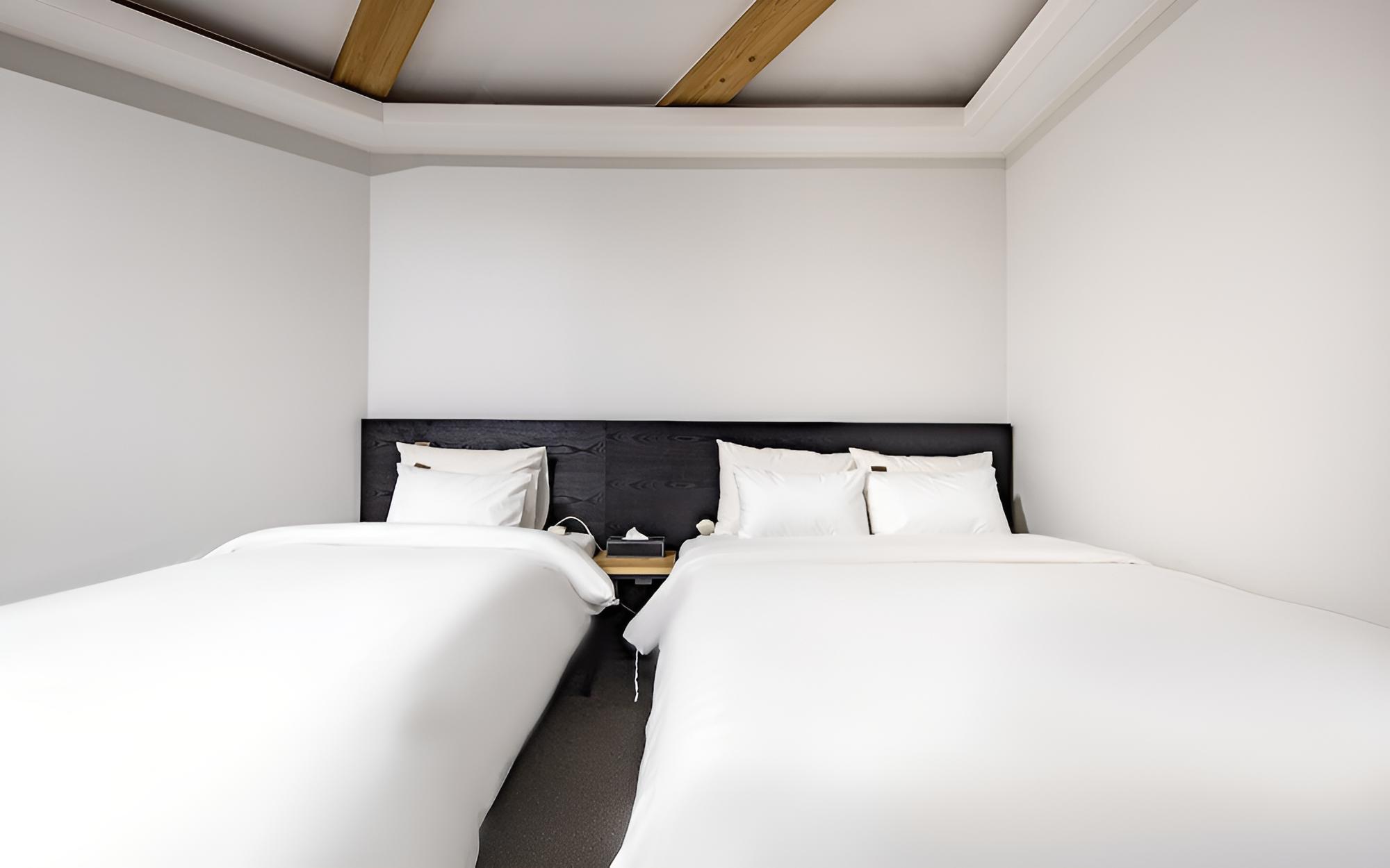 Room (Suite (inquiry about accommodation)) - Photo 9