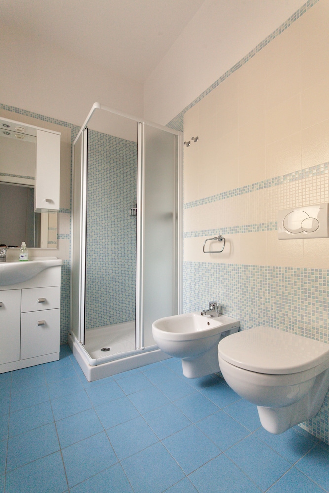 Double or Twin Room photo 2