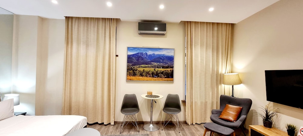 Standard Apartment, Kitchenette
