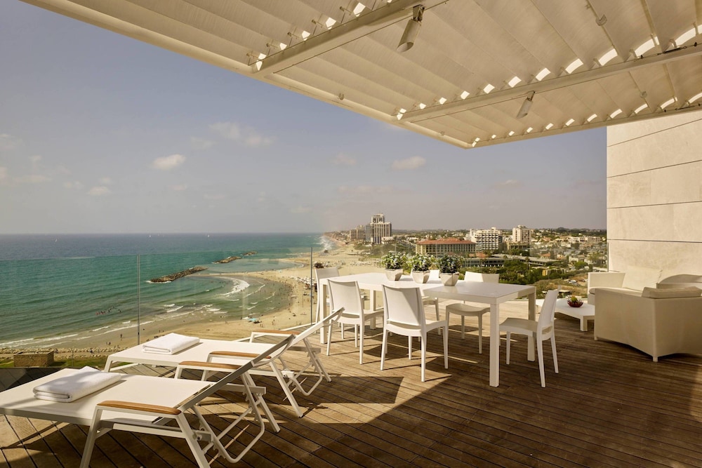 Penthouse Suite, 2 Bedroom, 1 Queen & 1 Queen, Sea View
