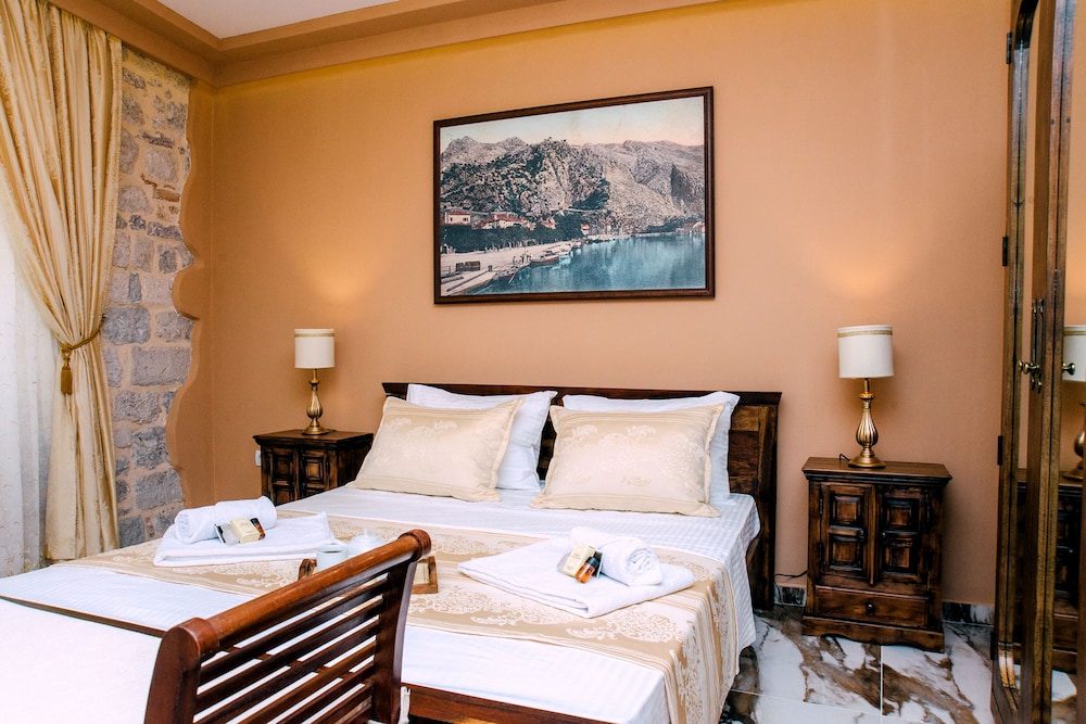 Luxury Apartment, 2 Bedrooms, Balcony photo 3