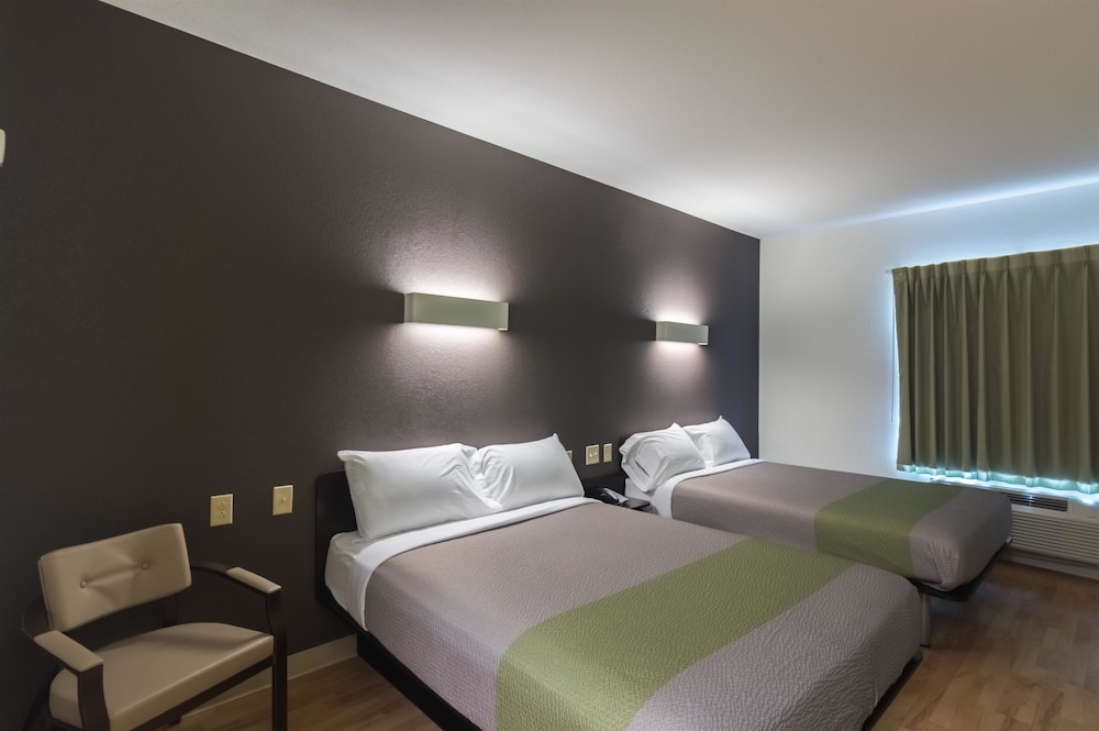 Deluxe Room, 2 Queen Beds, Accessible, Non Smoking photo 1