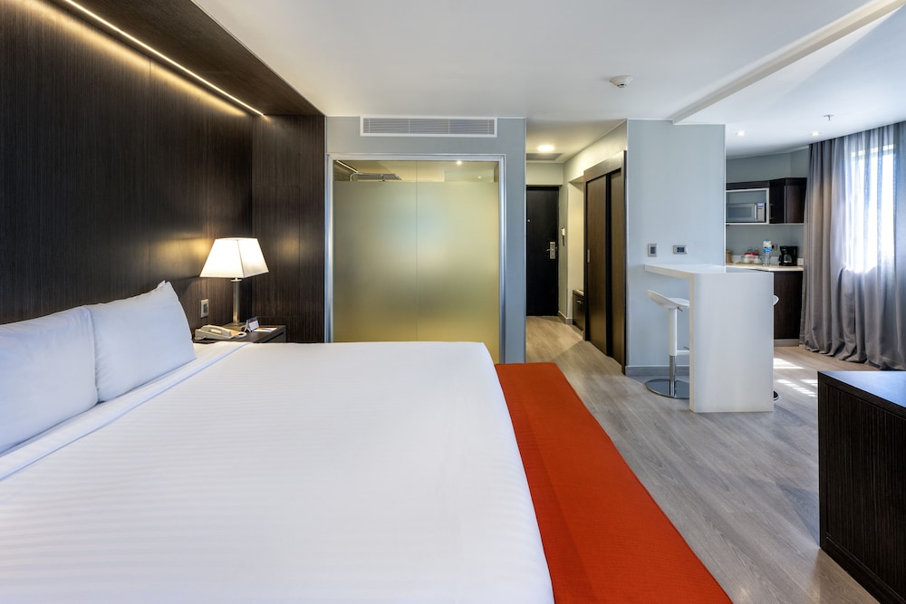 Deluxe Room, 1 Bedroom, City View