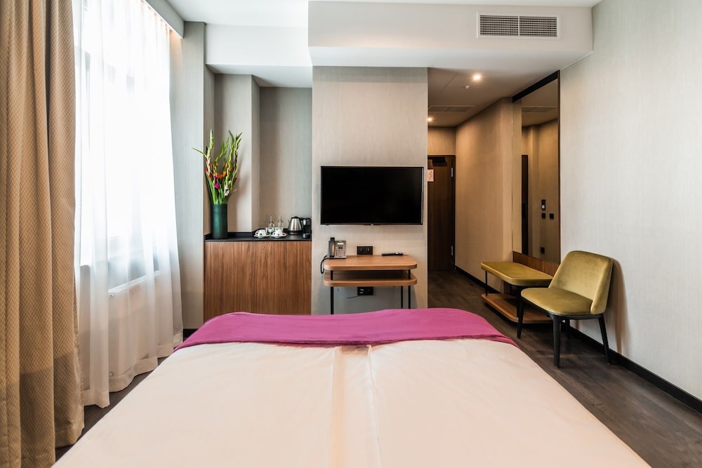 Standard Double Room - Photo 6