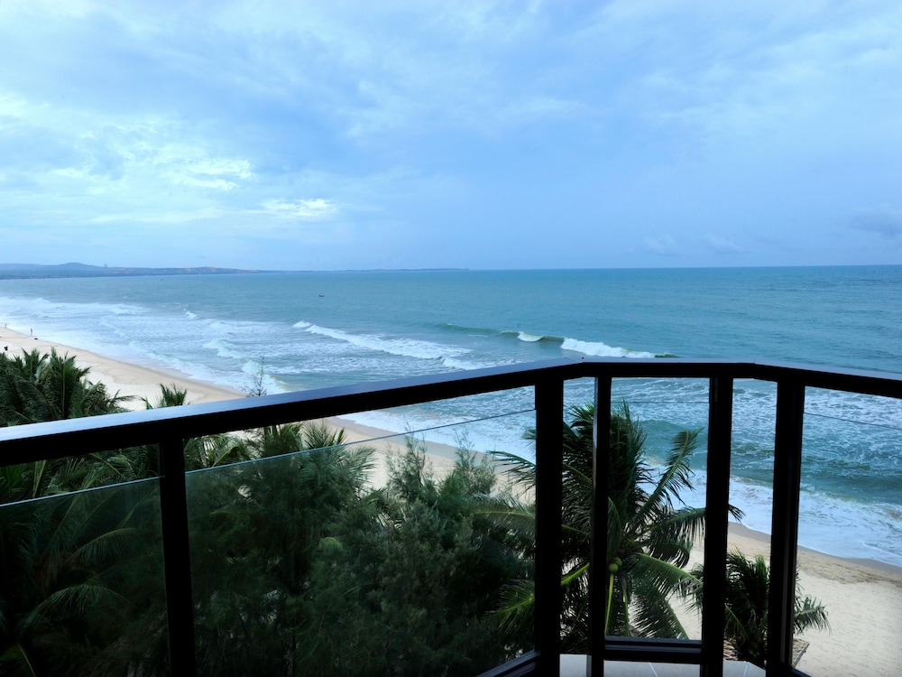 Suite, Oceanfront - Photo 10