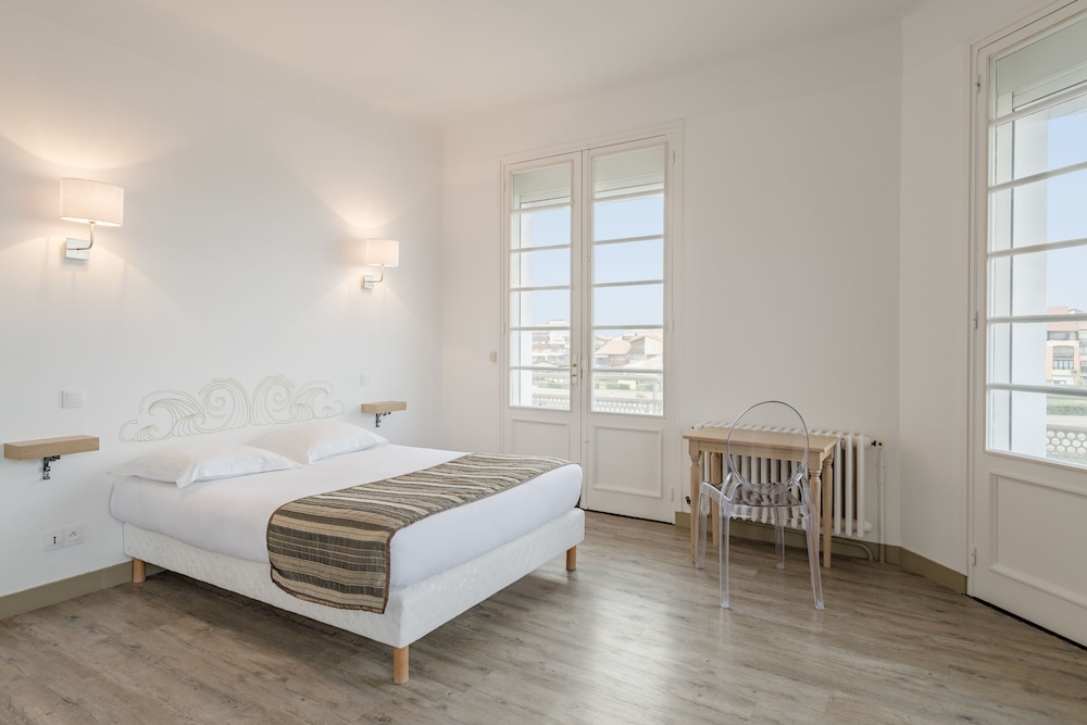 Superior Room Ocean - Photo 1