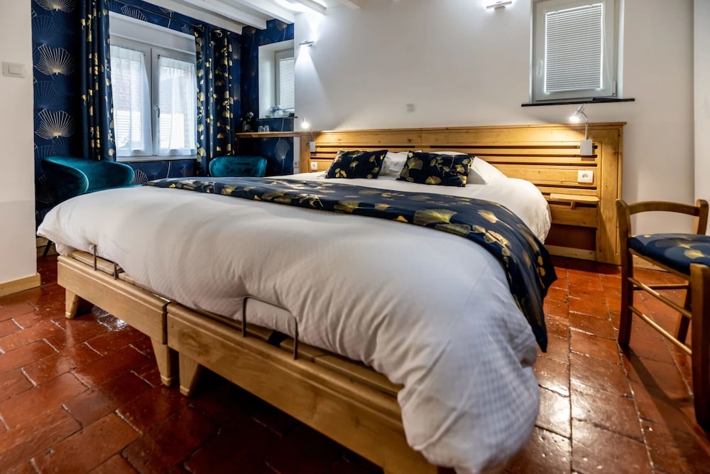 Standard Room photo 2