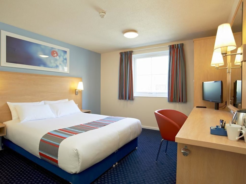 Superior Single Room thumbnail 6