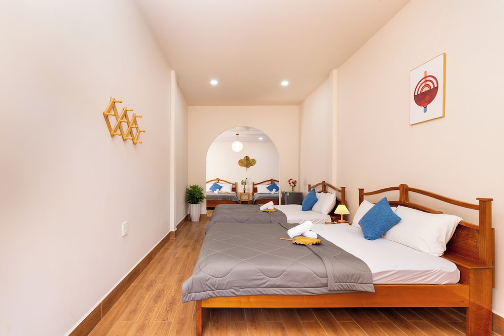 Classic Room, Balcony, Garden View photo 2