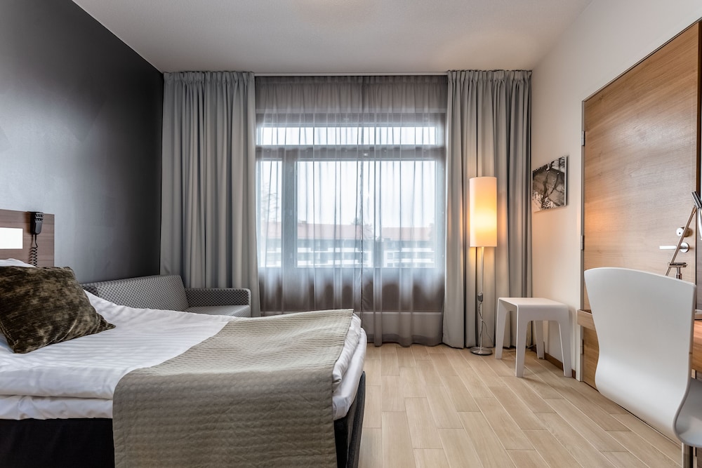 Standard Twin Room, Accessible photo 3
