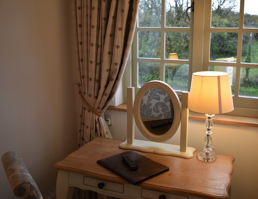 Double or Twin Room, Ensuite (Room 7) photo 2