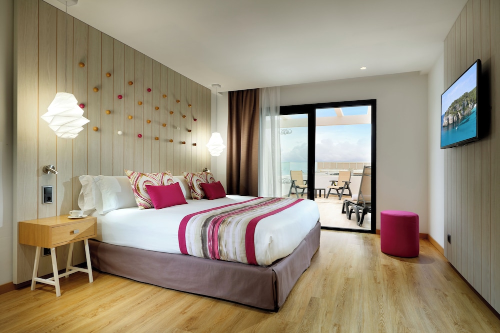 Deluxe Room, Terrace (Jacuzzi)