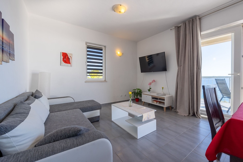 Apartment (A3)