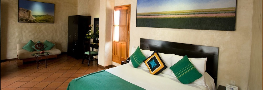 Green superior room photo 2
