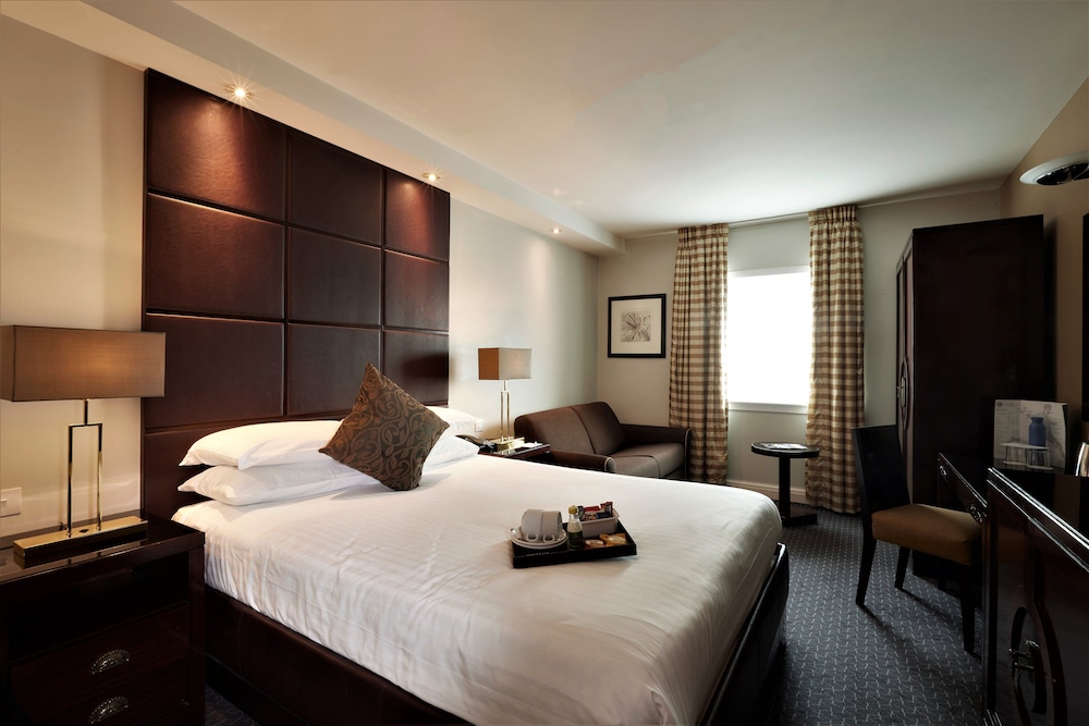 Superior Room, 1 Double Bed with Sofa bed (Superior Room Double) thumbnail 5