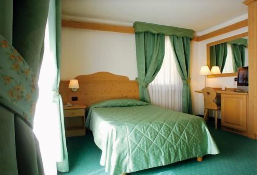 Double Room, 1 Large Twin Bed (Spa Access)