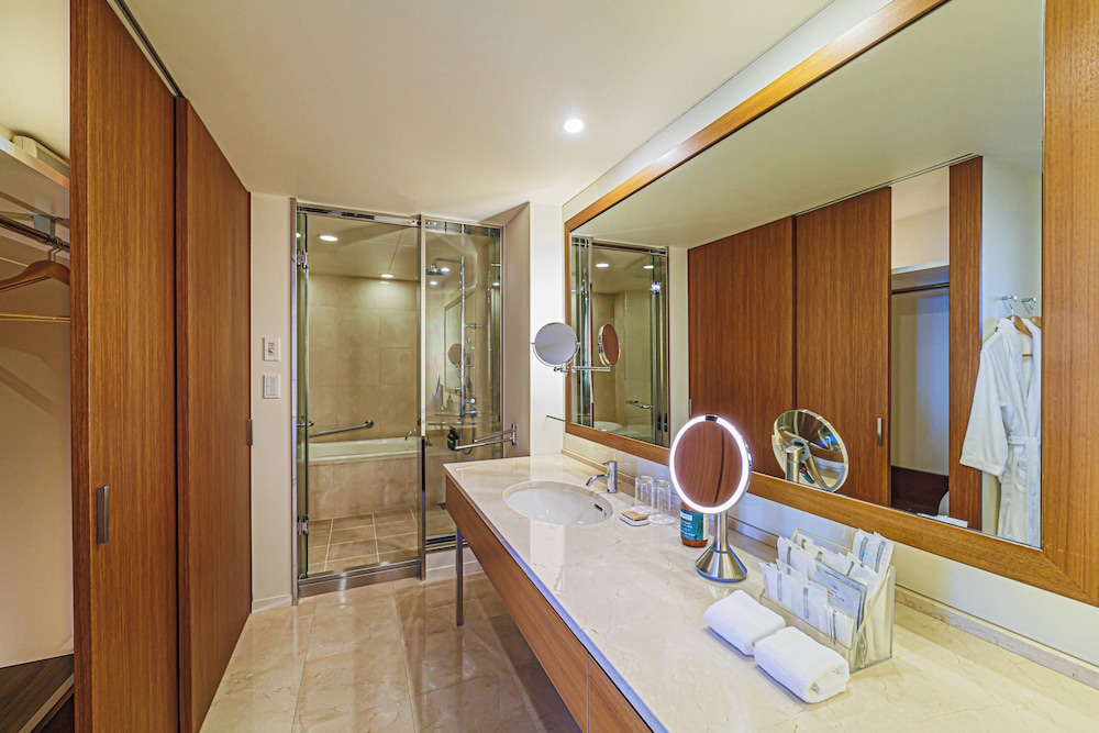 Premium Room, 2 Twin Beds, Club Lounge Access (Worklife) photo 1