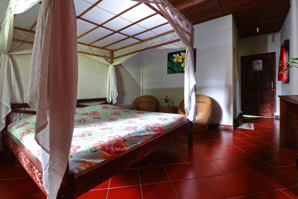 Deluxe Room - Photo 4