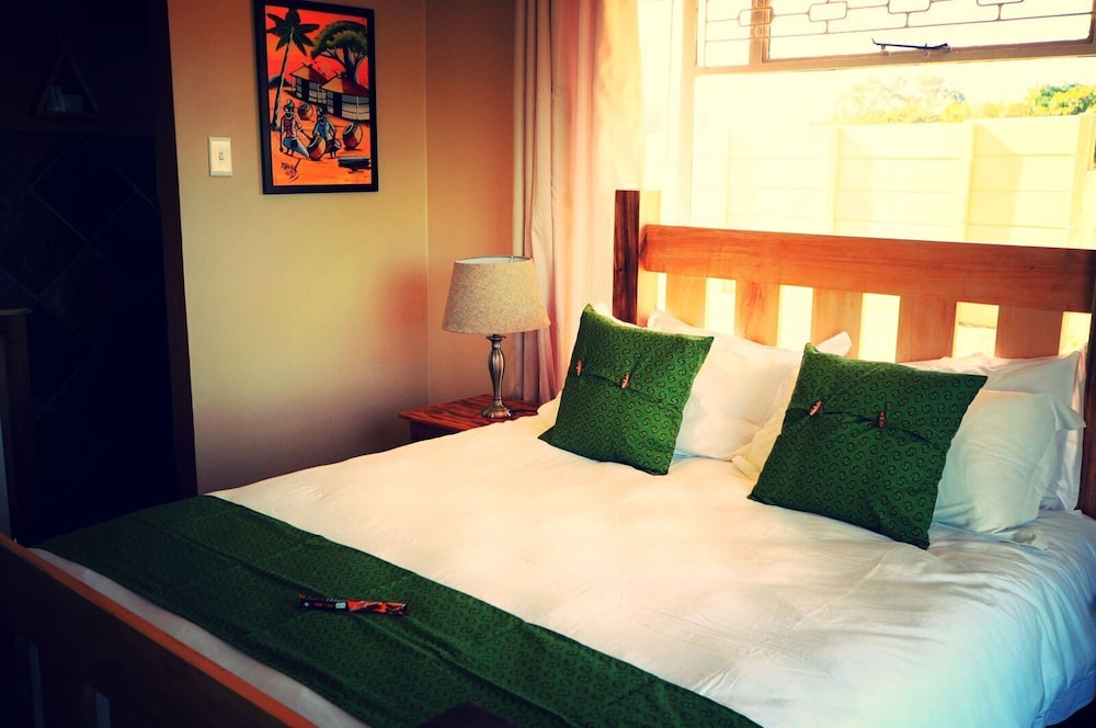 Ndebele Room photo 2