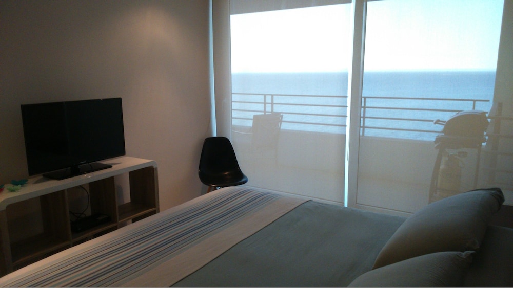 Family Apartment, 3 Bedrooms, Sea View photo 1