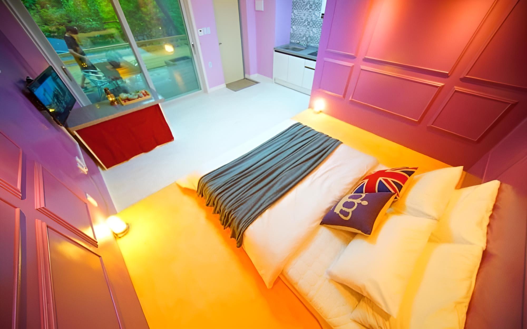 Room (B wing 102) photo 3