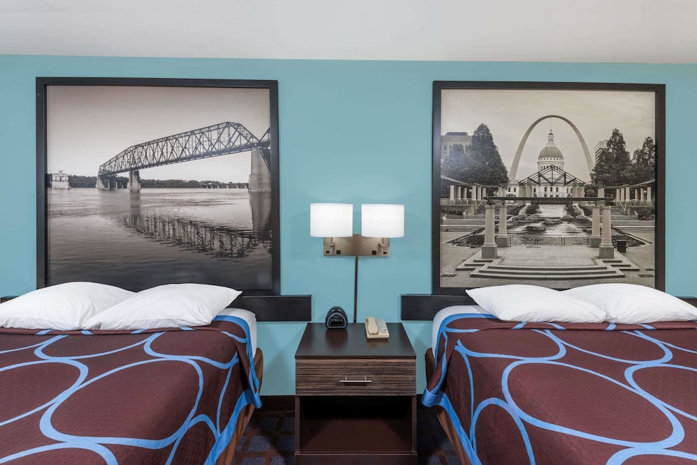 Standard Room, 2 Queen Beds - Photo 2
