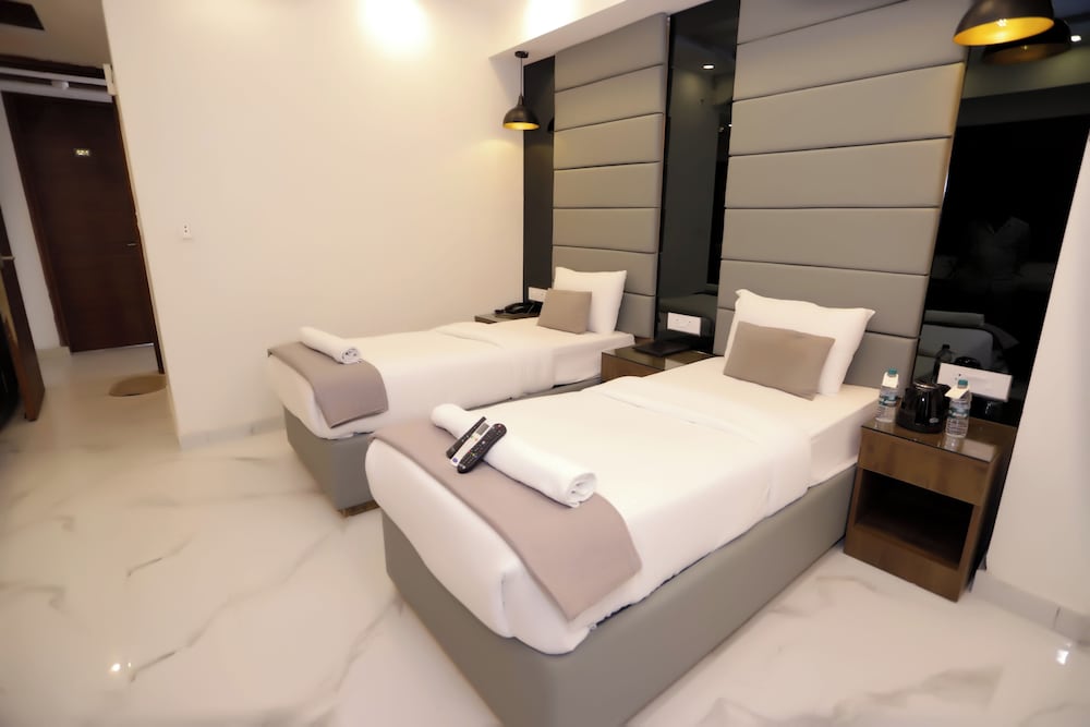 Executive Room - Photo 2