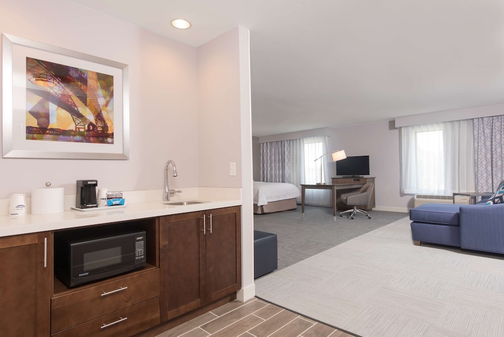Studio, 2 Queen Beds, Accessible, Non Smoking (Hearing Impaired)