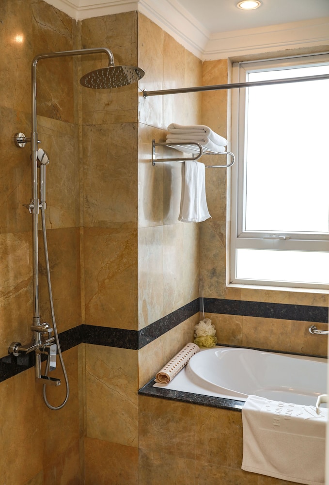 Superior Double Room (French Wing) - Photo 11