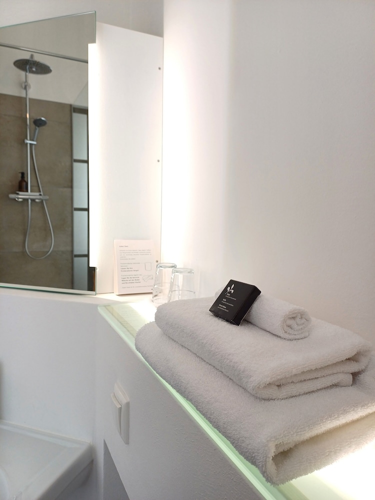 Deluxe Double Room, River View photo 2