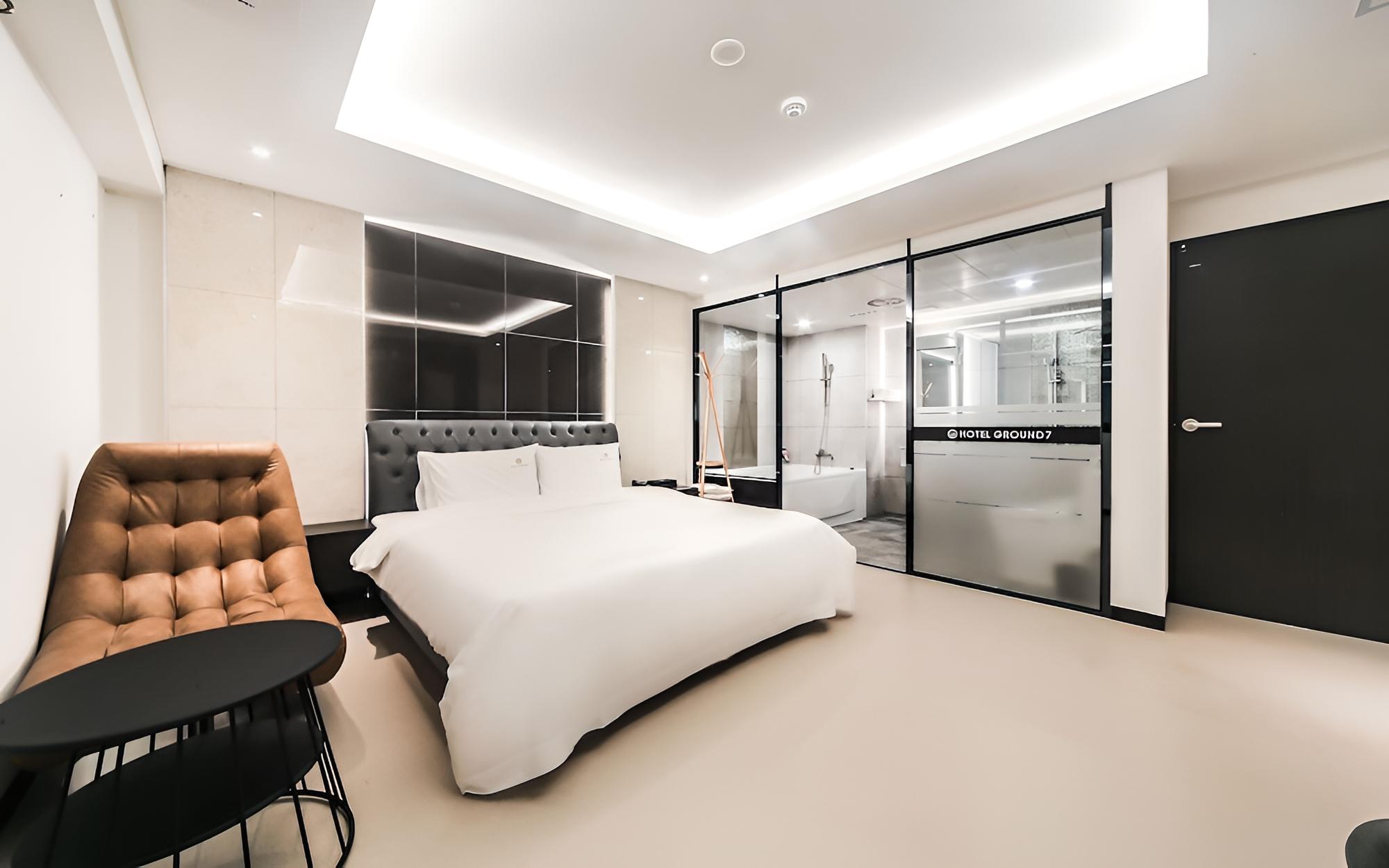 Room (Standard room (PC Netflix available a) - Photo 10