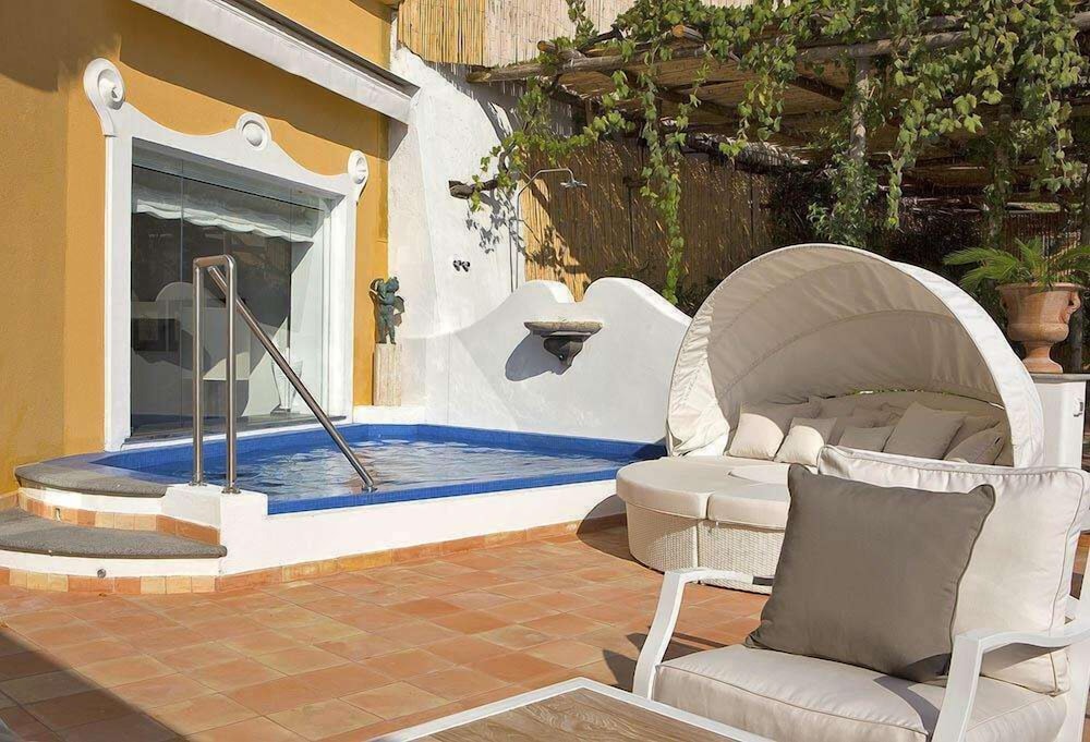 Junior Suite, Private Pool, Sea View - Photo 5