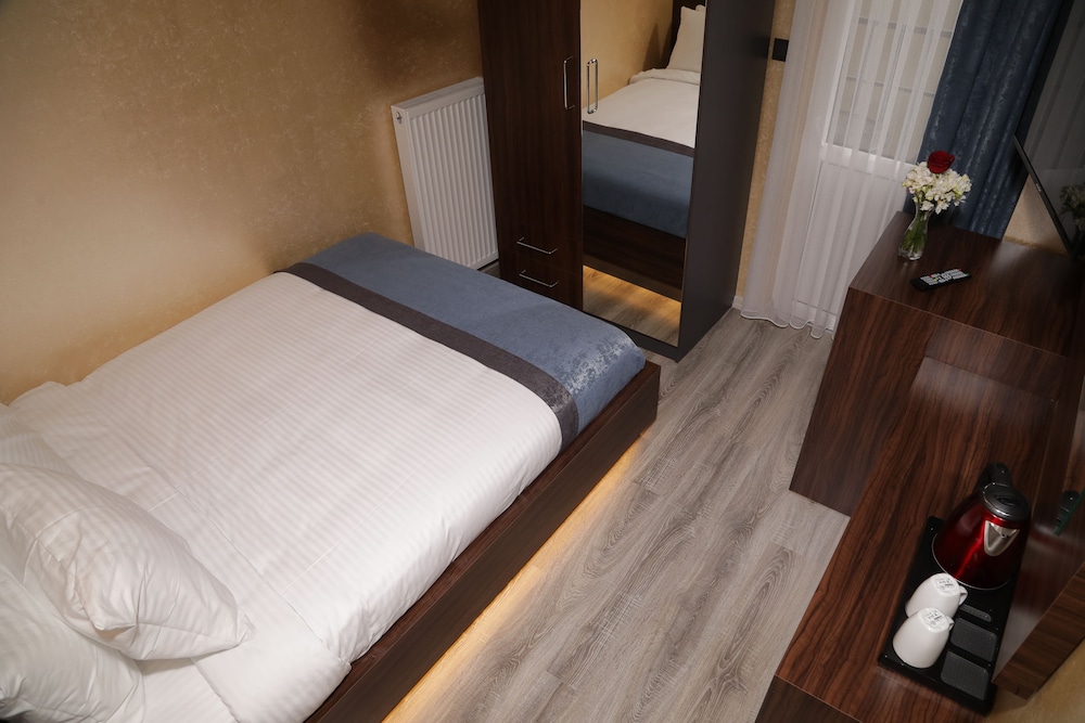 Standard Double Room, Balcony photo 1