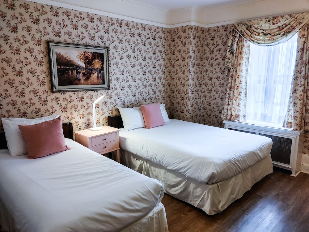 Standard Triple Room, Multiple Beds, Garden View