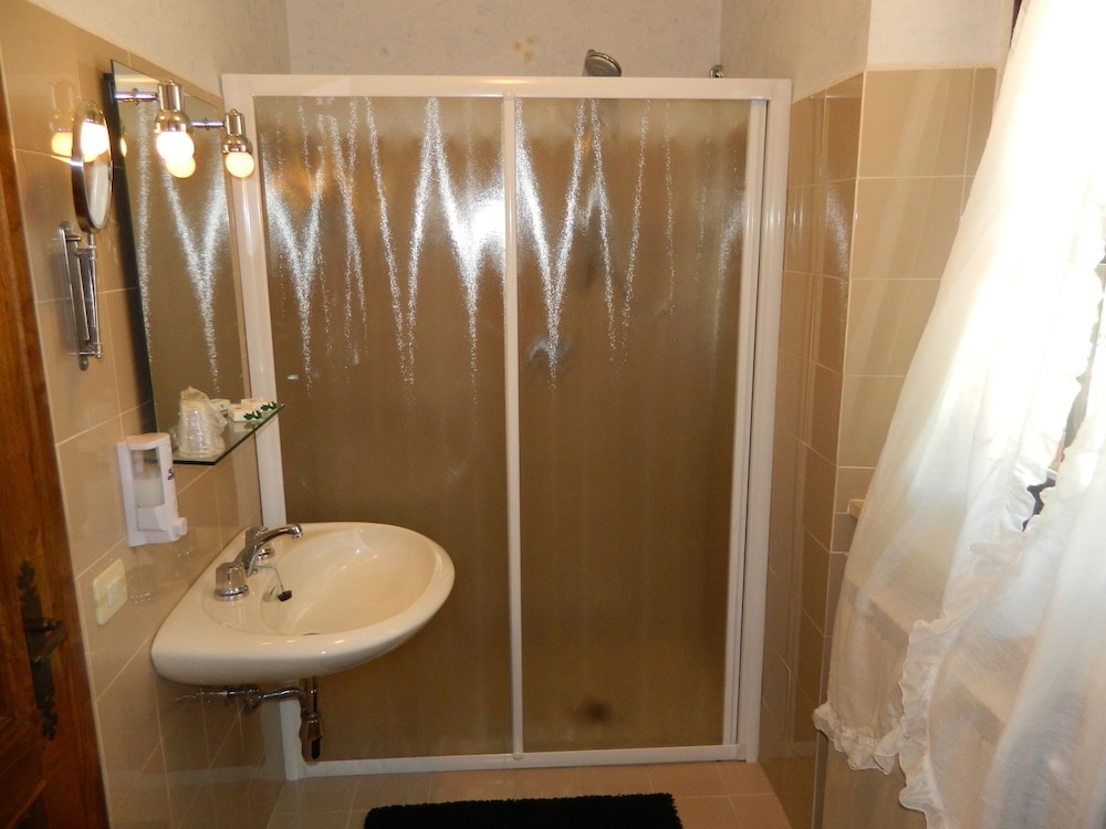 Apartment, 1 Bedroom (3 Adults) photo 2