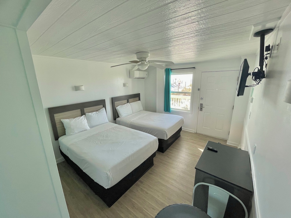 Standard Room photo 2