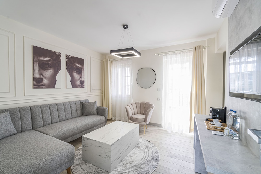 Junior Suite, 1 Bedroom, Non Smoking, Sea View - Photo 8